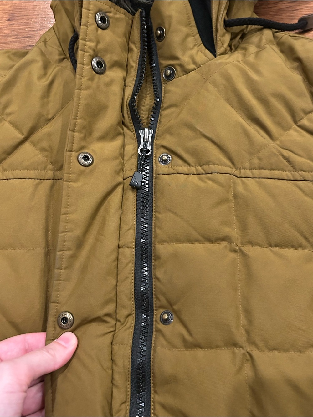 Eddie Bauer Hooded Down Parka with Faux Fur Women’s Small Gold Brown Coat EB550 - Picture 5 of 11
